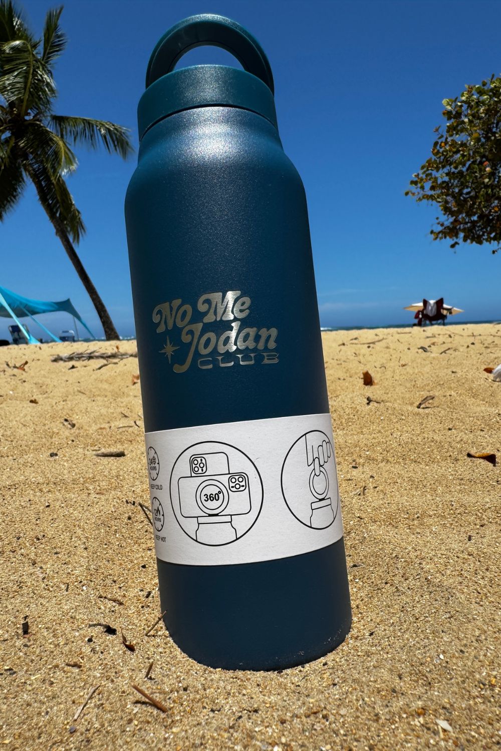 HydraGrip™ Water Bottle + Phone Stand — No Me Jodan Club