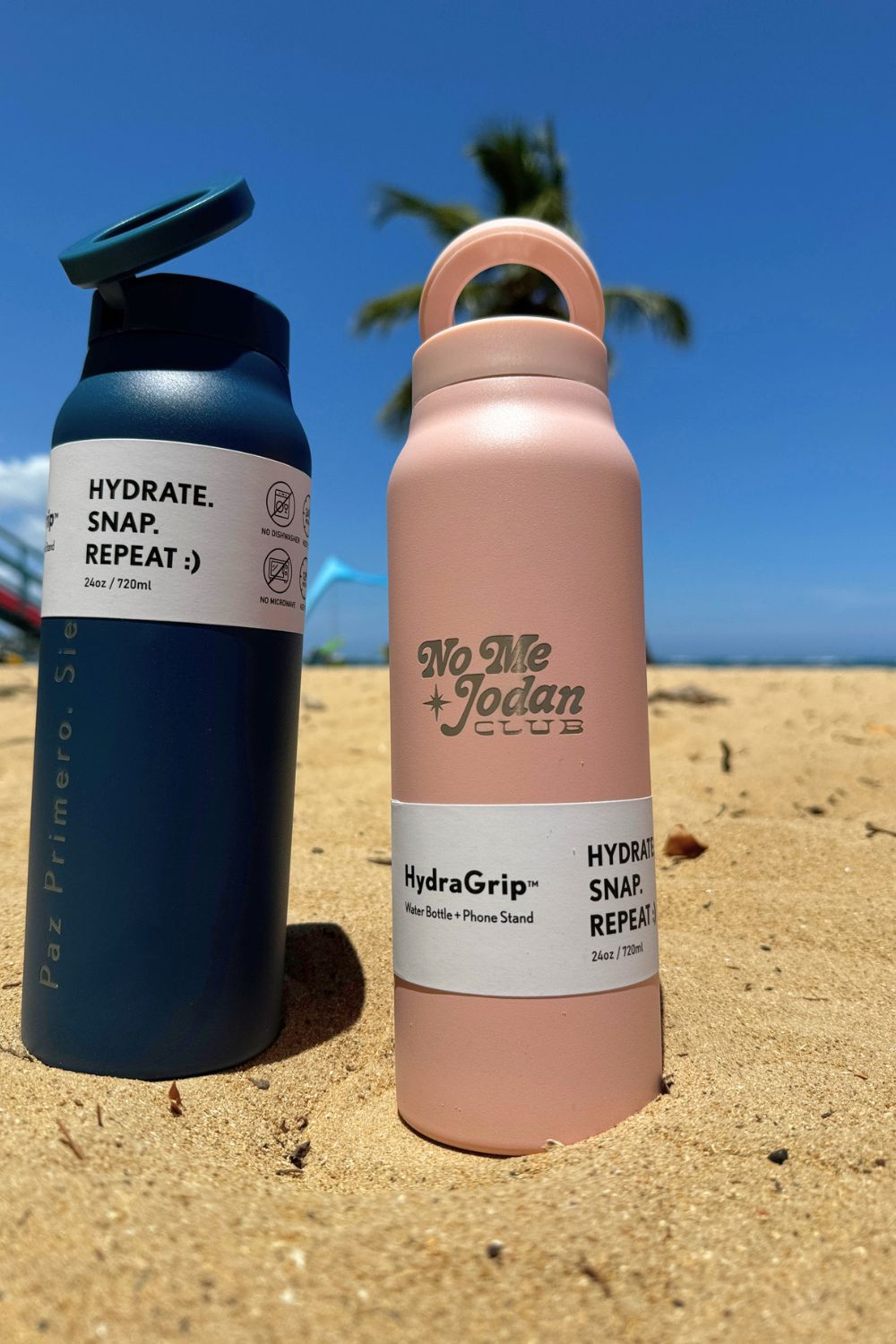HydraGrip™ Water Bottle + Phone Stand — No Me Jodan Club