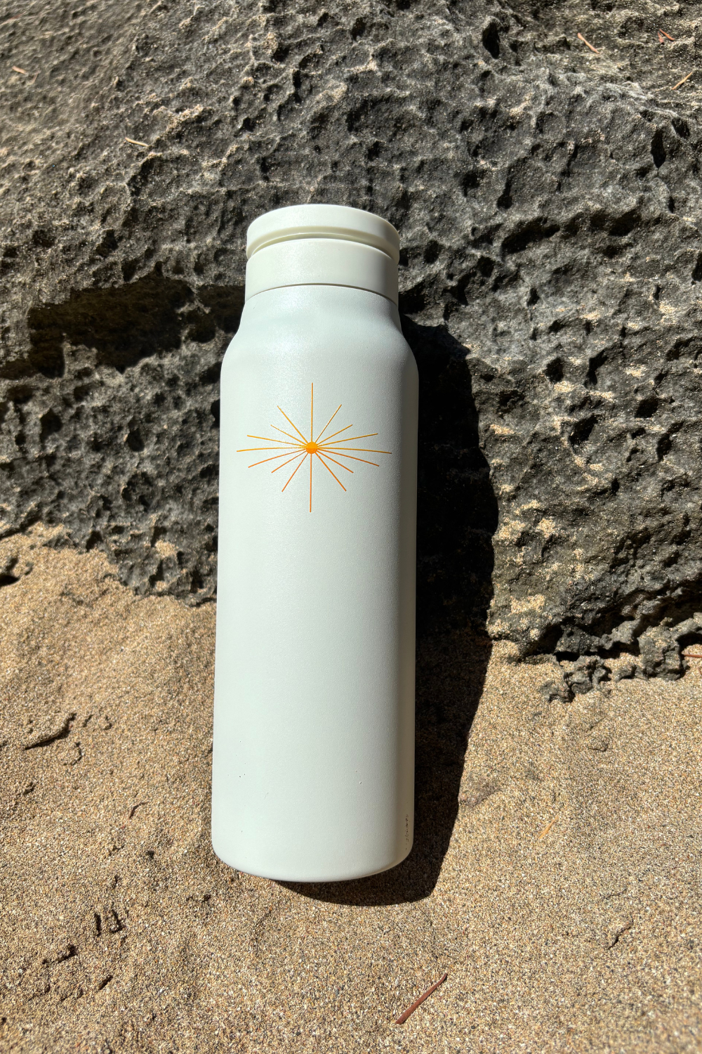 HydraGrip - Phone Magnet Water Bottle 24oz - Golden Hour