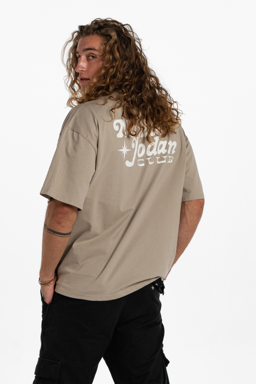 NMJC Essential Greige T-shirt