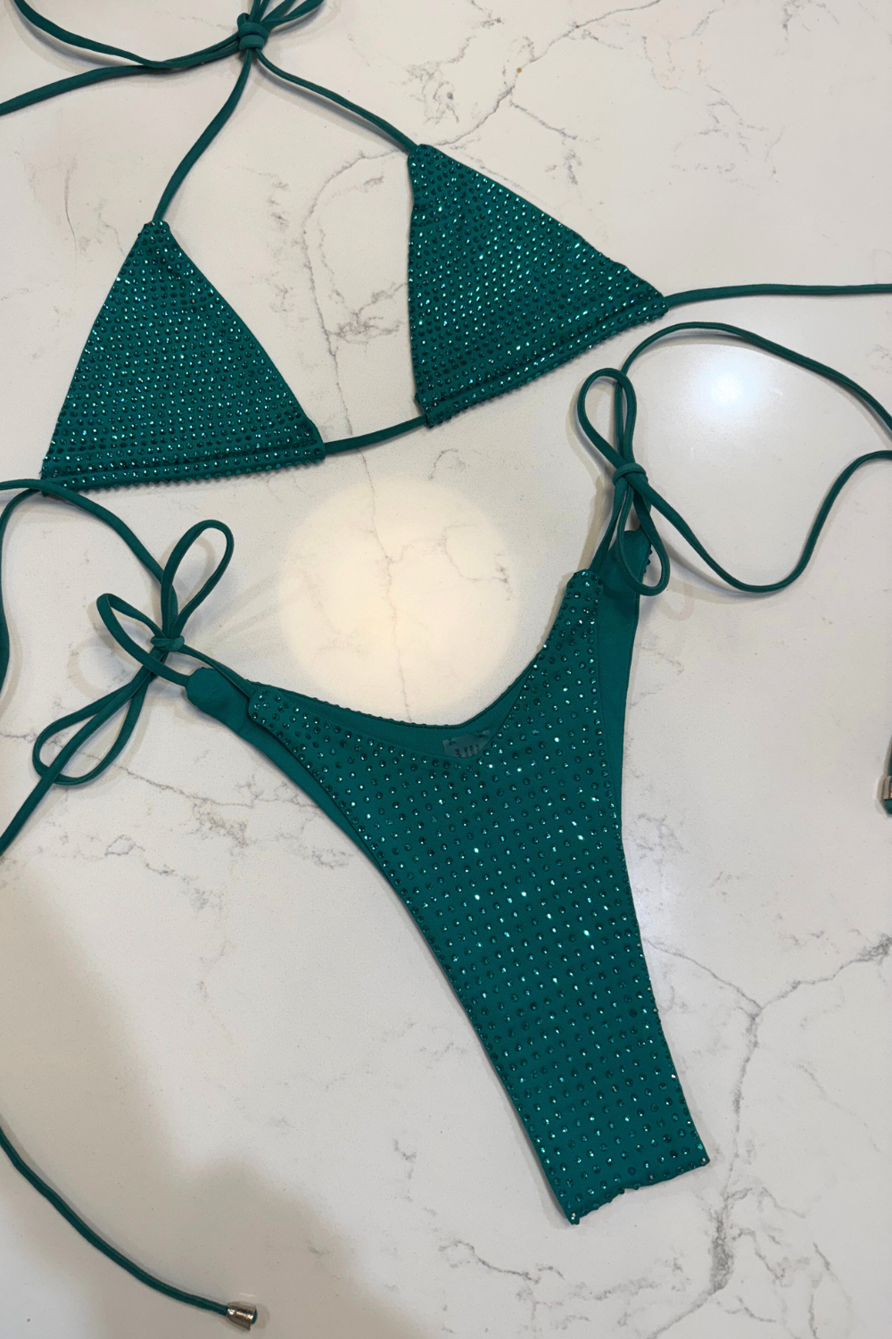 triangle-top-emerald-veronika-pagan2