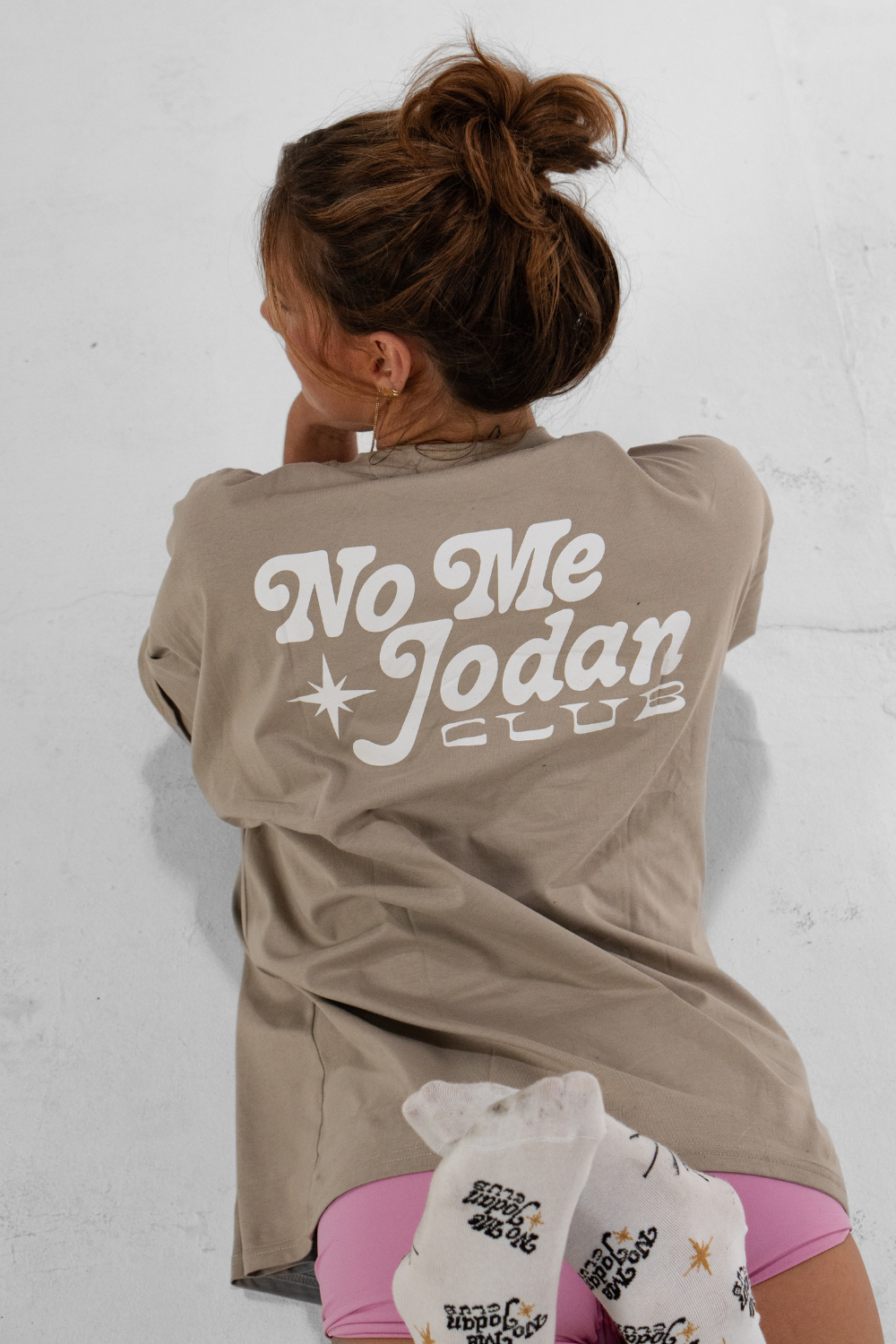 NMJC Essential Greige T-shirt