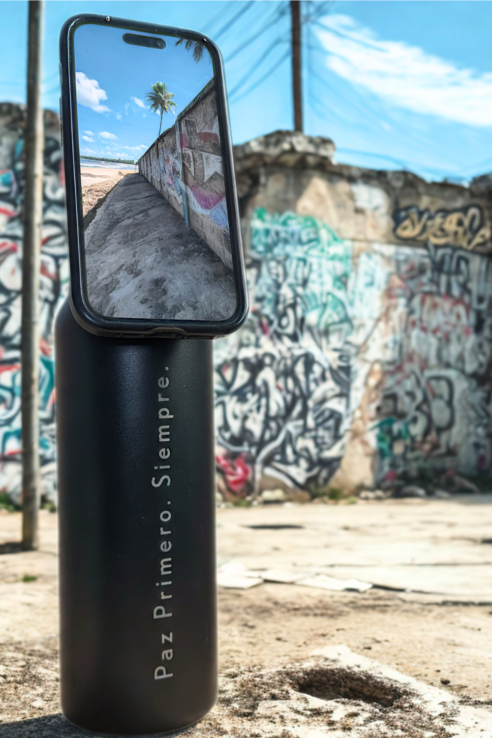 HydraGrip - Phone Magnet Water Bottle 24oz - NMJC