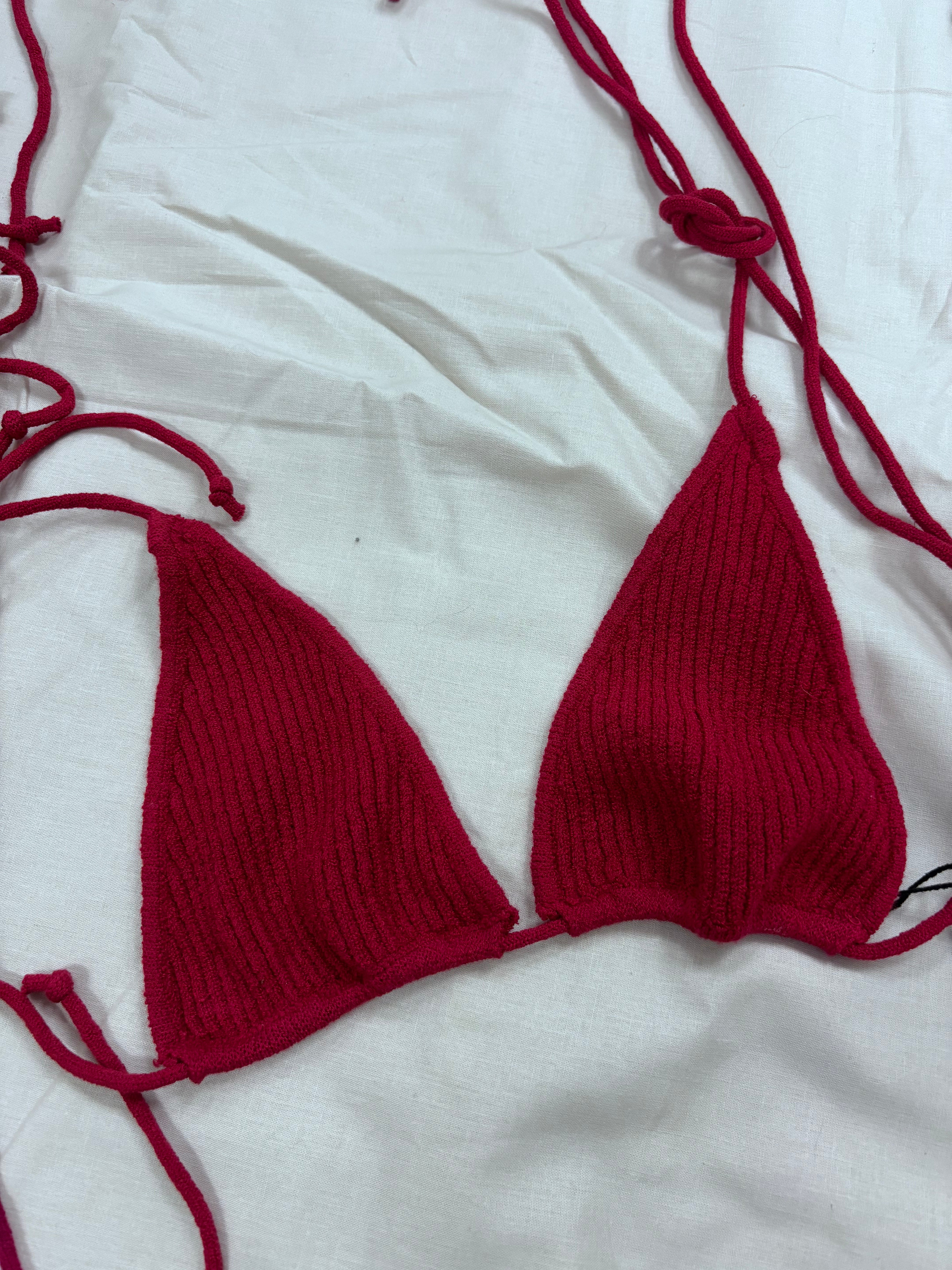 RED KNIT VP BIKINI TOP