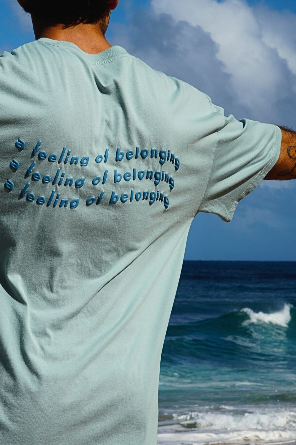 The "Wavy" Puff Tee - Ocean Blue