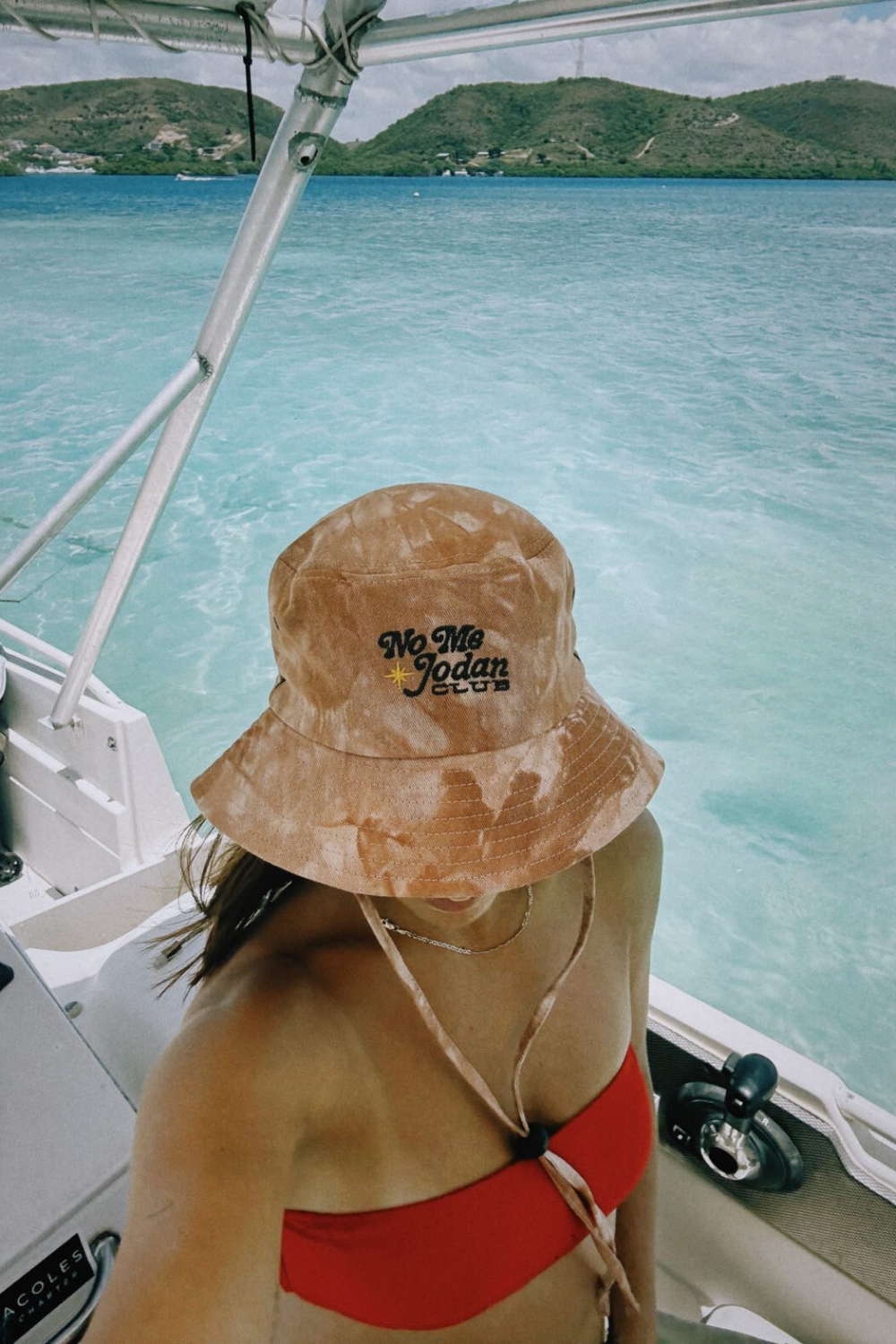 bucket_hat_tie-dye_terracota_no_me_jodan_club